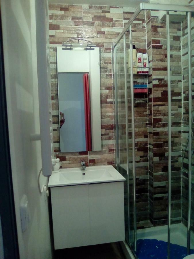 Apartamentos Pandiellos I Madri Exterior foto